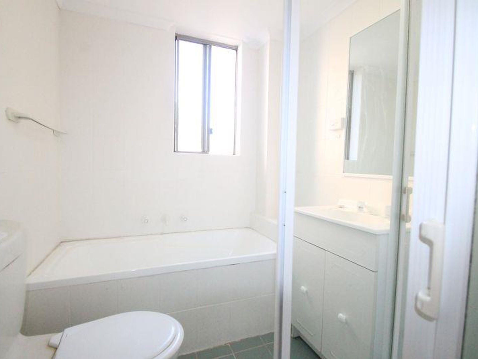 9 / 27 Eden Street, Arncliffe