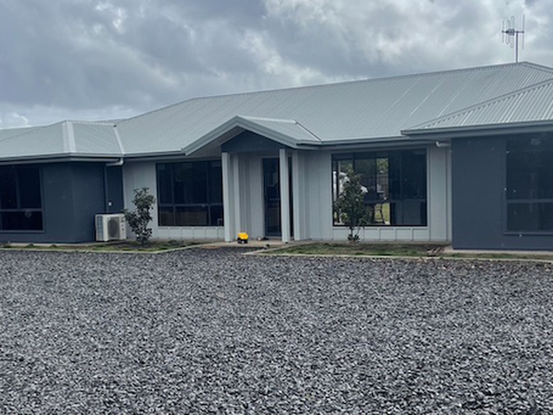 20B Parklands Dr, Branyan