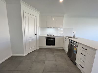 18B Lesmurdie Prade, Dubbo