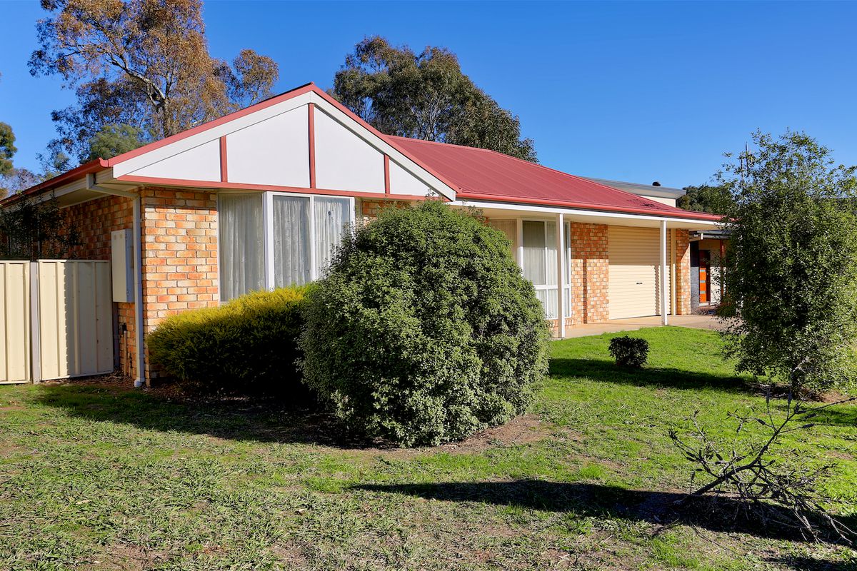 4 Chanro Court., Bonnie Doon