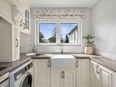 10 / 50 Eastern Beach Road, Geelong