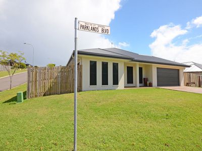 11 PARKLANDS BLVD, Wondunna