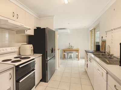 2 / 139 Amarina Avenue, Mooloolaba