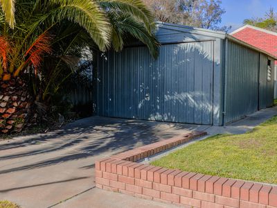 18 Desmond Street, Strathdale