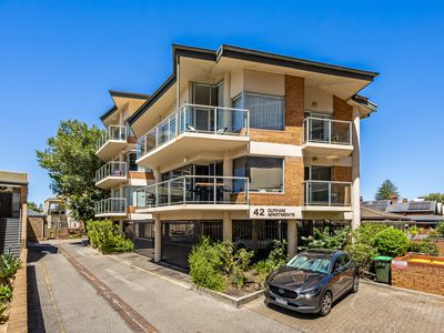 4 / 42 Durham Street, Glenelg