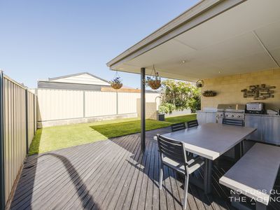 9 Karijini Street, Yanchep