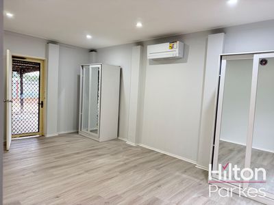 2/738 Richmond Road, Berkshire Park