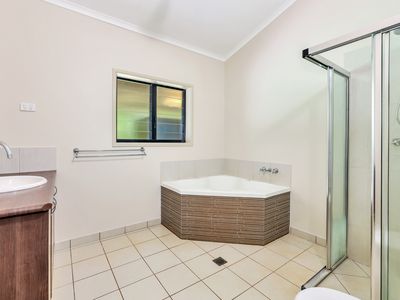 280 Beddington Road, Herbert