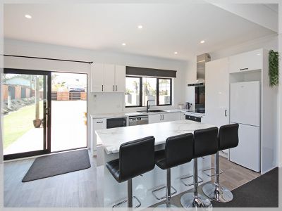 6 Dustin Street, Foxton Beach