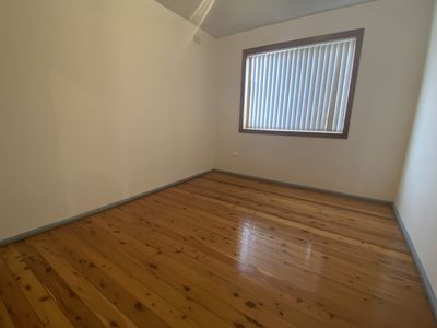 2 / 13 Peterborough Avenue, Lake Illawarra