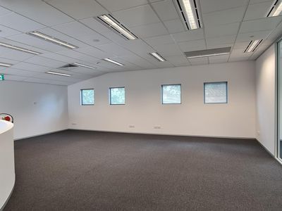 65 Canberra Avenue, Griffith