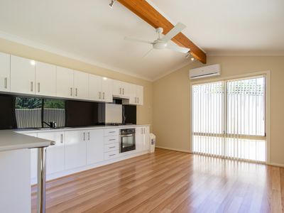 8A Bellanger Way, Beldon