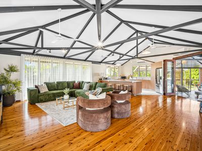 5 Birkdale Court, Marrara