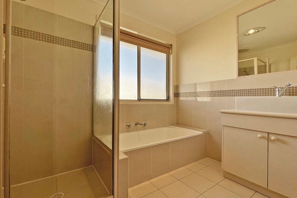1 Slessor Road, Casula