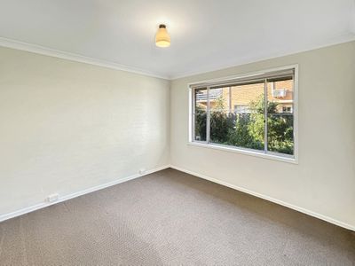 2 / 15 Reakes Avenue, Dubbo