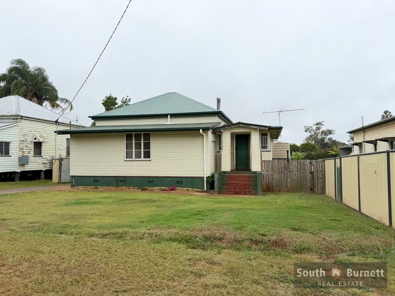 8 Belle Street, Kingaroy