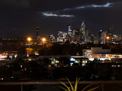 9 / 2 Hampton Street, Burswood