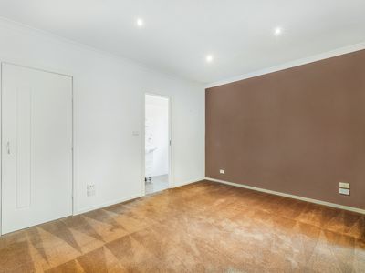 100a Halloran Drive, Jerrabomberra