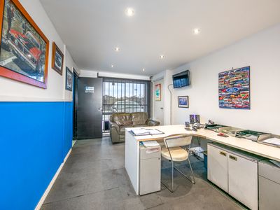 7 / 11 McDougall Road, Sunbury