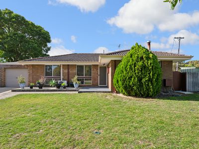 28 Lowanna Way, Armadale