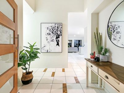 4 Orlando Drive, Coomera