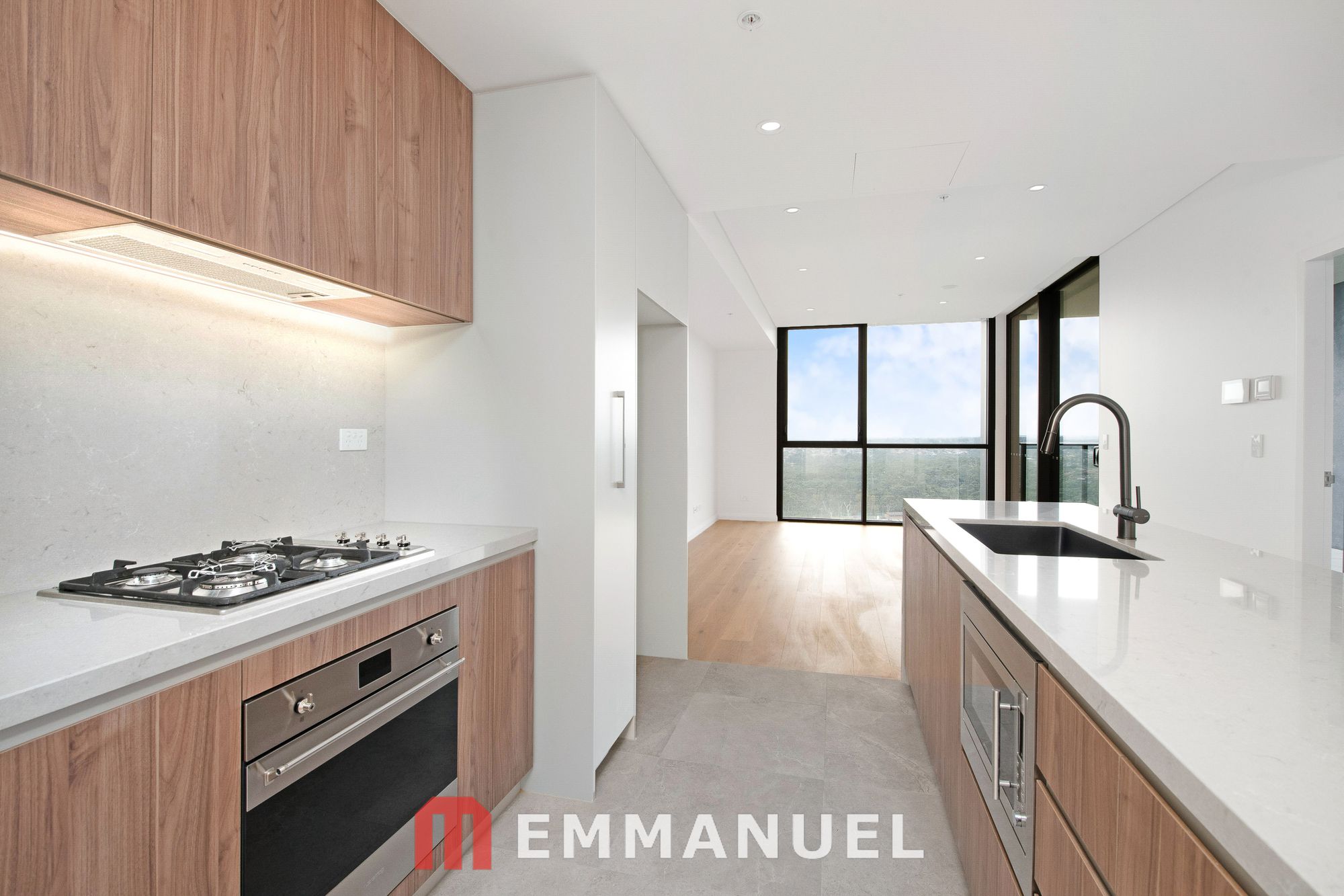1603 / 13 De Clambe Drive, Castle Hill