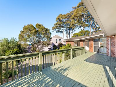 33 Warbler Crescent, North Narooma