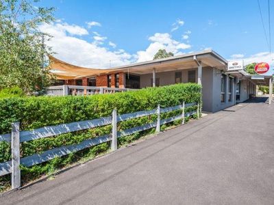 33 Smith Street, Macedon