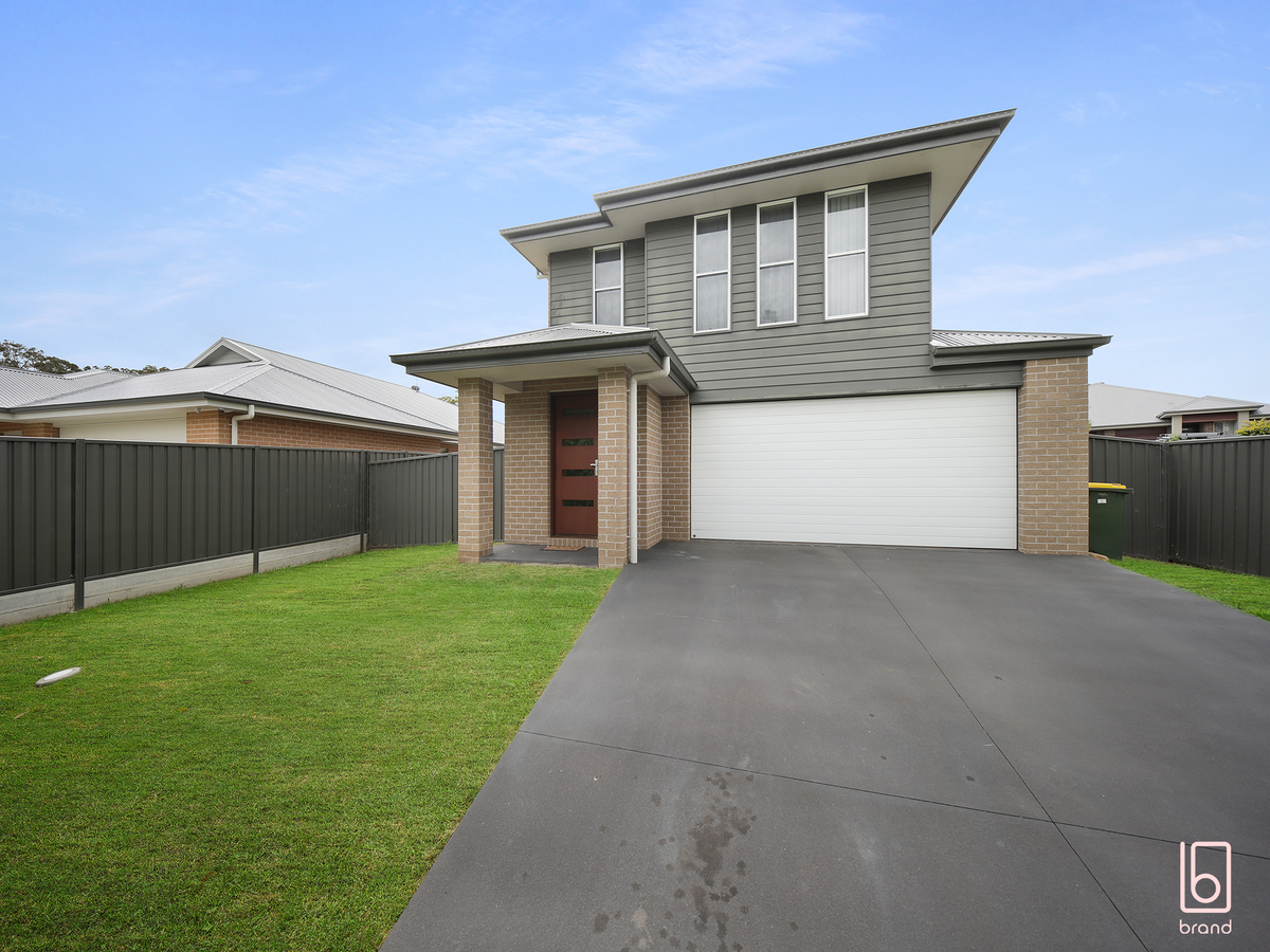 15 Stanhope Crescent, Wadalba