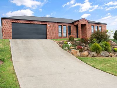 141 DE KERILLEAU DRIVE, Wodonga