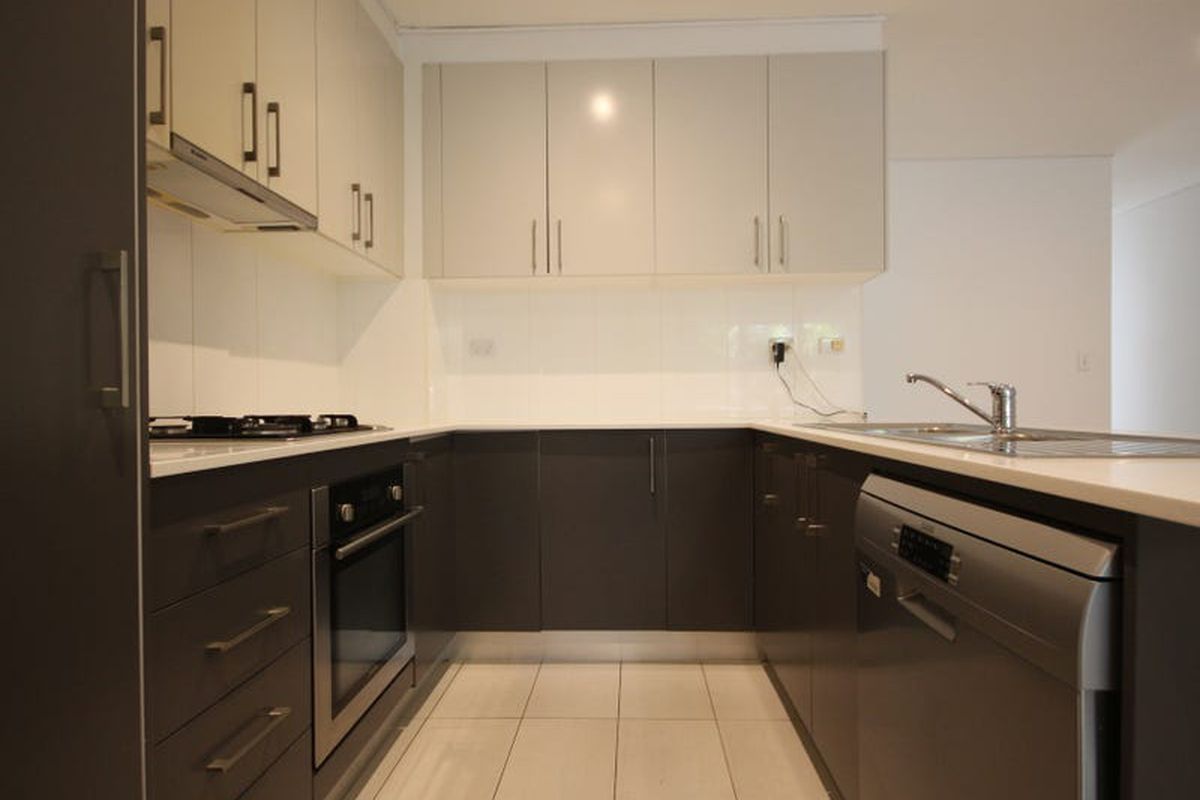 7 / 40-42 Henley Road, Homebush West