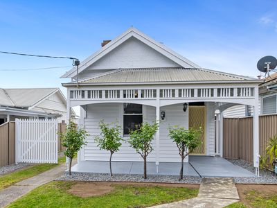 10 Isabella Street, Geelong West