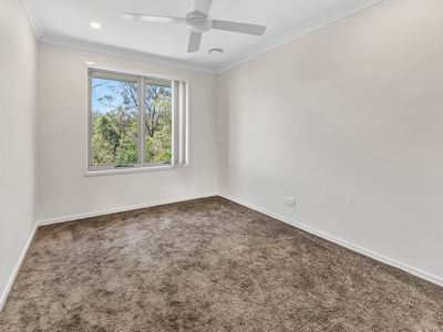 24 / 5 Angela Way, Pimpama