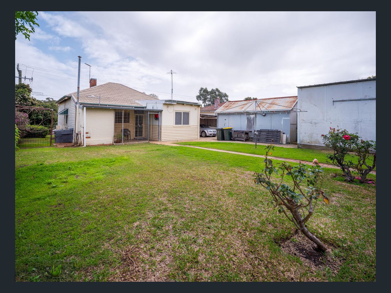 36 Dudley Street, Midland