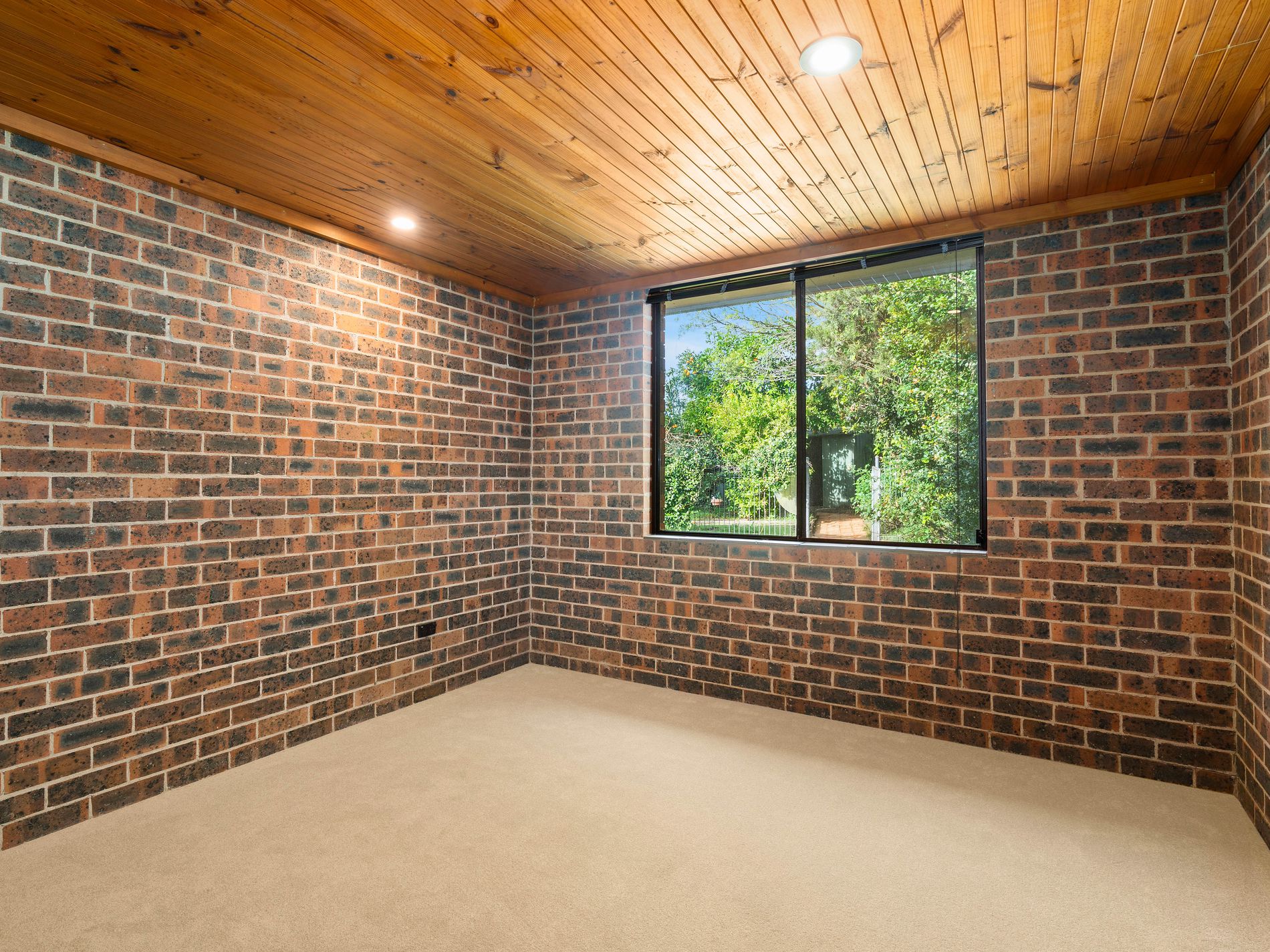 24 Yeovil Drive, Bomaderry