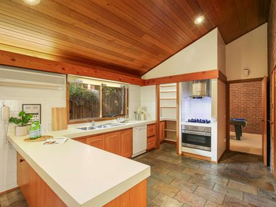 15 Sesame Street, Mount Waverley