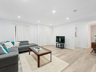71 The Parkway, Bradbury