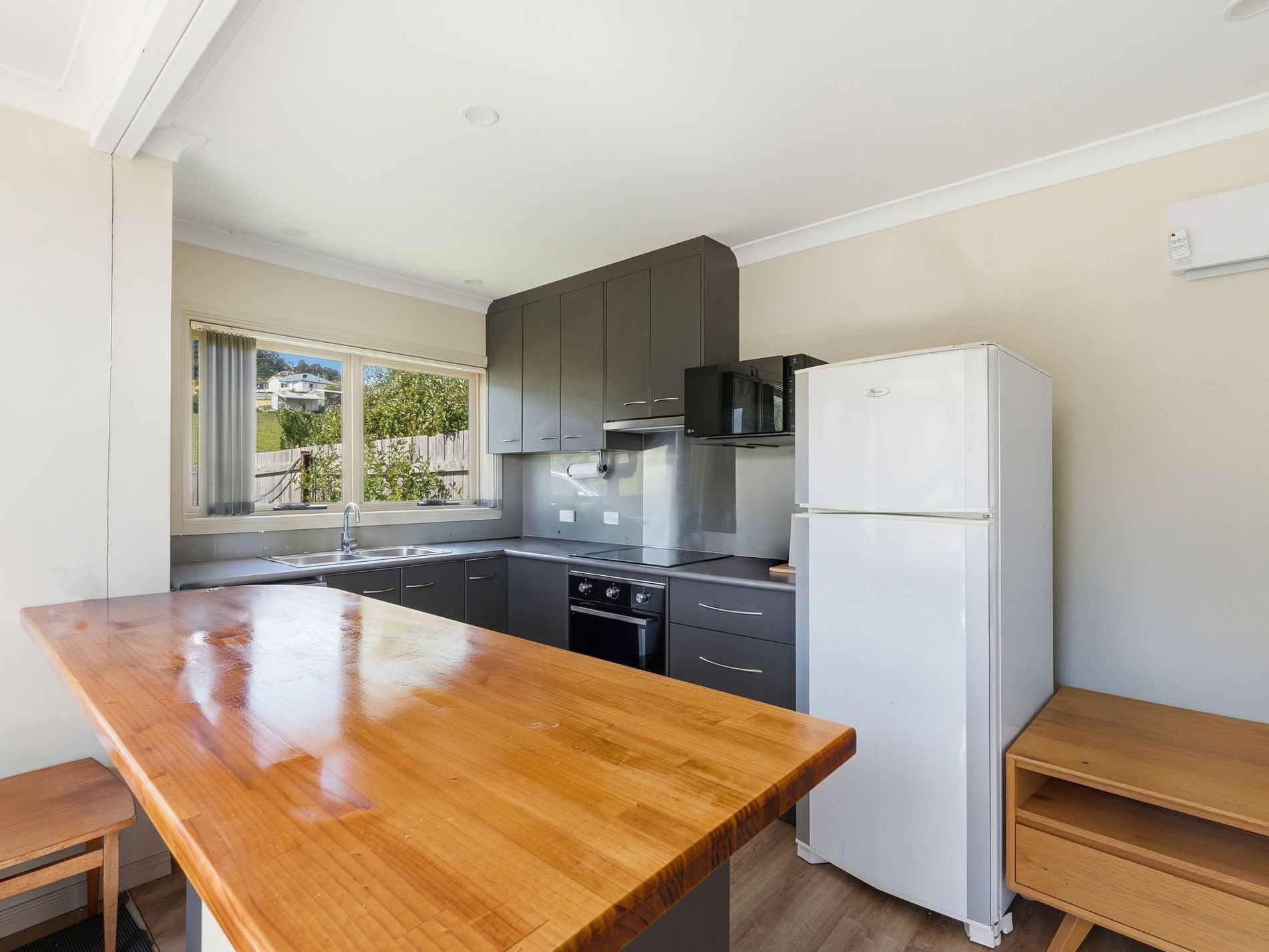 16 Osborne Street, Port Huon