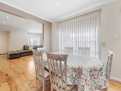 9 English court, Kings Park