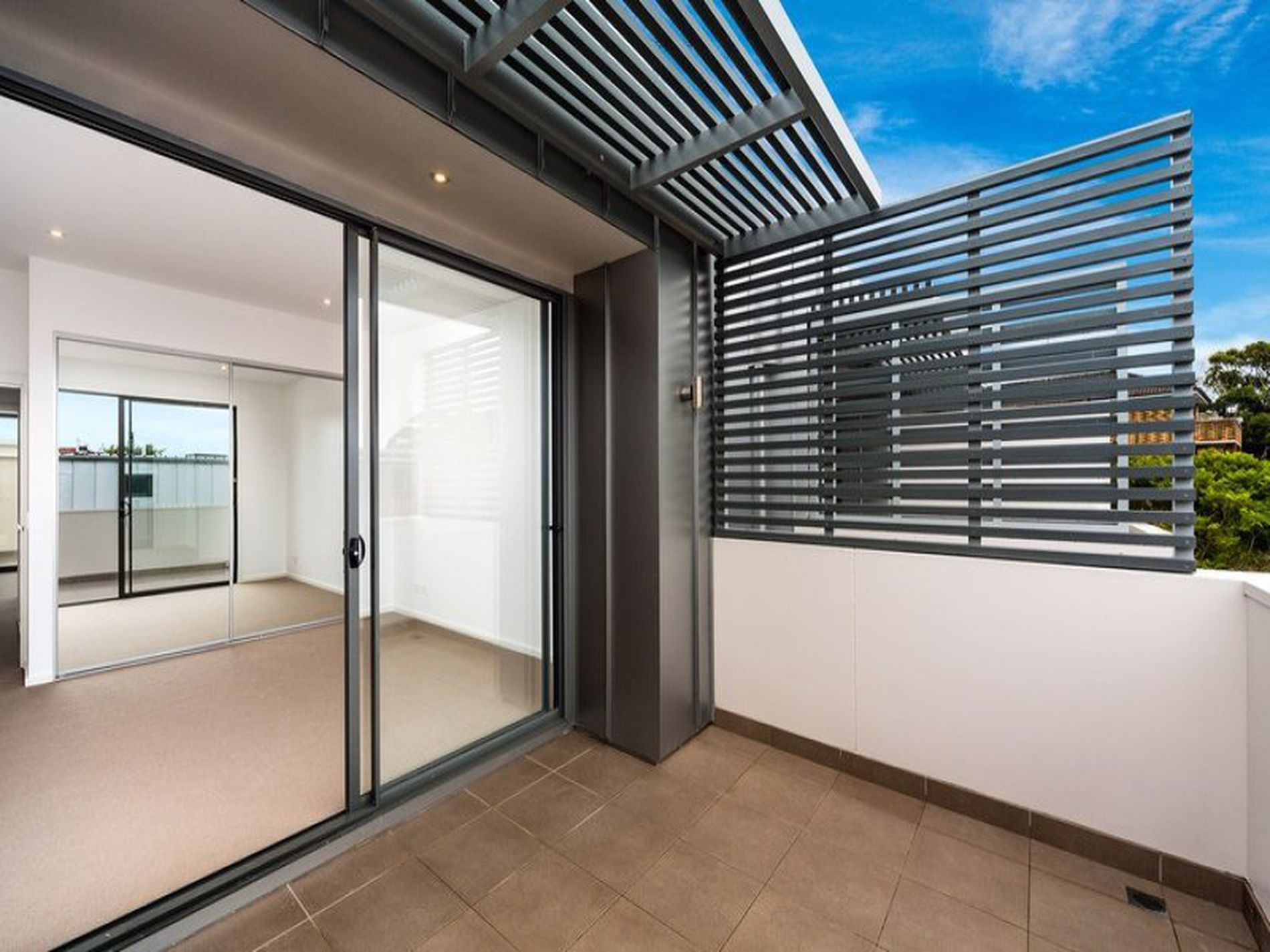 8 / 50-54 MacPherson Street, Bronte