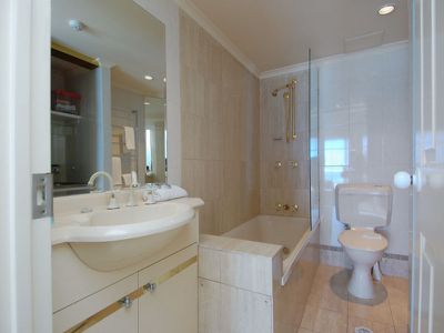 C / 2 Nineteenth Avenue, Palm Beach