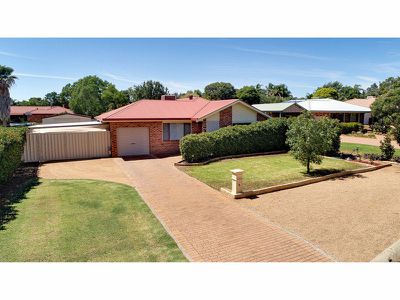 13 Eden Park Avenue, Dubbo