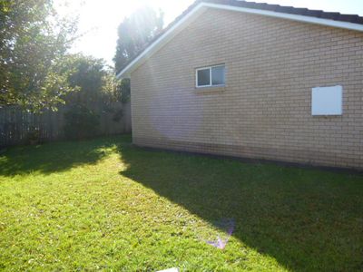 2 / 55 Theodore Street, Oak Flats