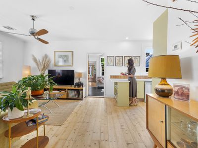 12 Albion Street, Kingsville