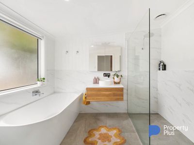4 Maunsell Street, Charlton