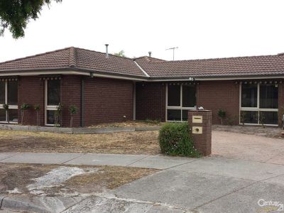 28 Robinson Crescent, Hampton Park