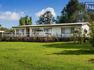 30-32 Clarke St West, Howlong