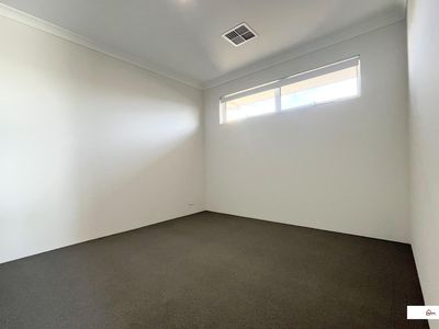 3 Brumlow Way, Lakelands