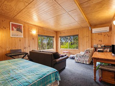 940 Dairy Flat Road, Heathcote South