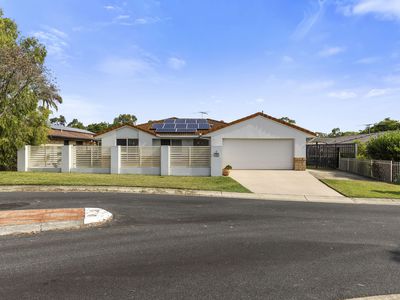 2 Eggleton Place, Wakerley